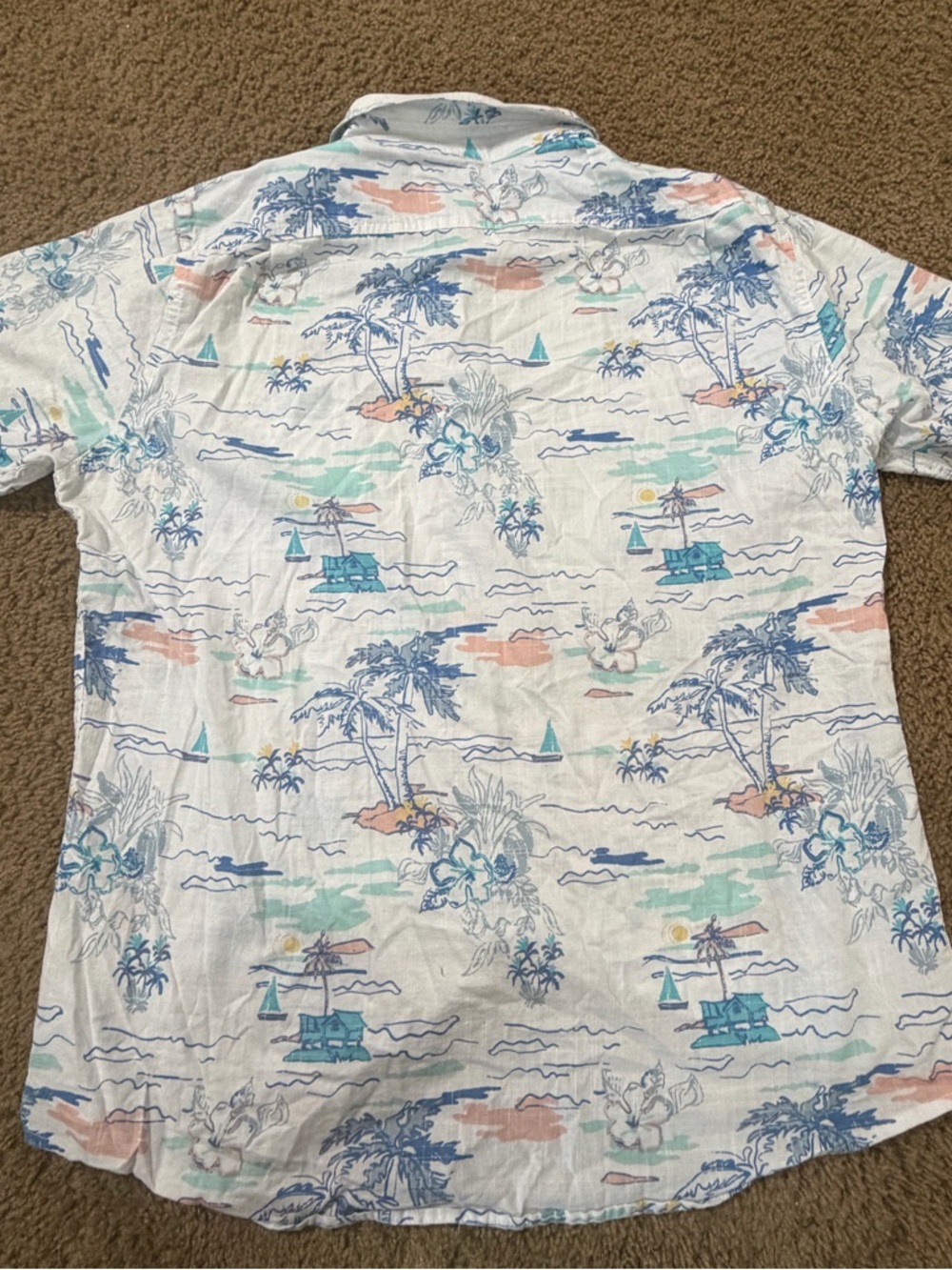 Izod Men's Light Blue Tropical-Print Short-Sleeve Button-Down Shirt Size XL - Picture 10 of 10